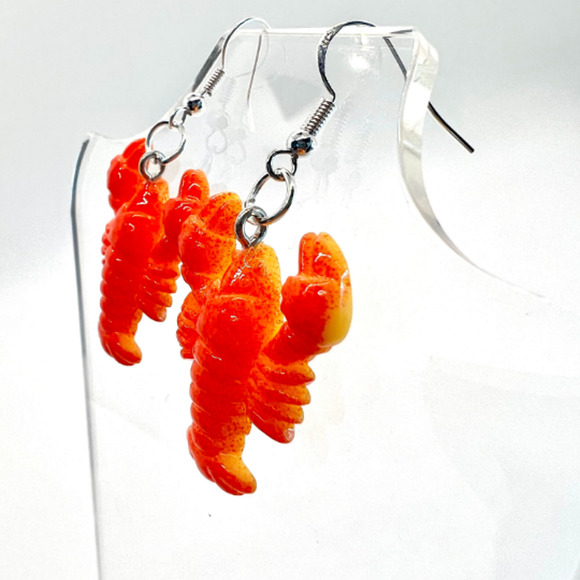 Red Lobster Earrings  - Animal Earrings - Cajun Earrings - Mardi Gras Earrings - Picture 6 of 8
